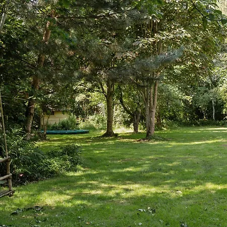 Feriehus Authentic Wooden House With Wild Garden *