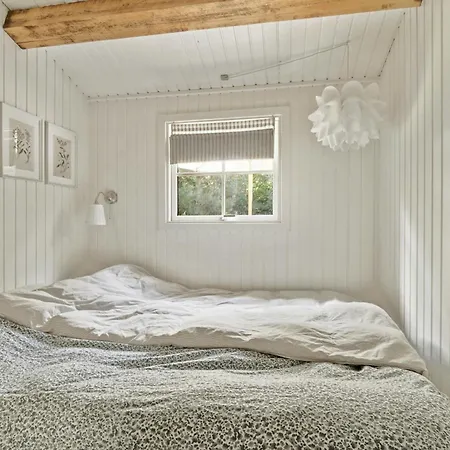 Authentic Wooden House With Wild Garden Feriehus *