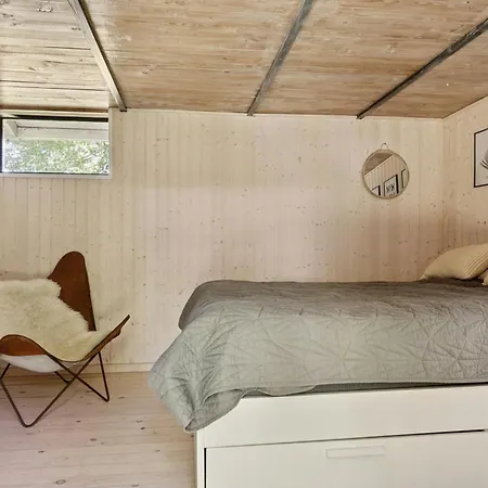 Authentic Wooden House With Wild Garden